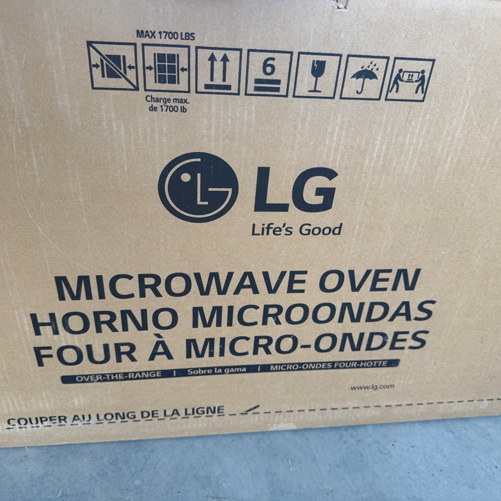 LG Black Laptop with Advanced Computing Features